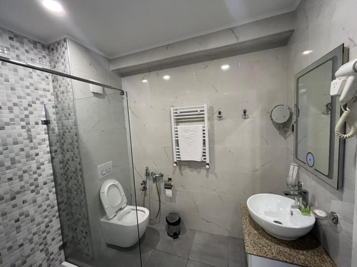 Hotel Genio Tbilisi Exteriör bild