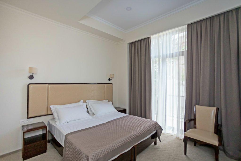 Hotel Genio Tbilisi Exteriör bild